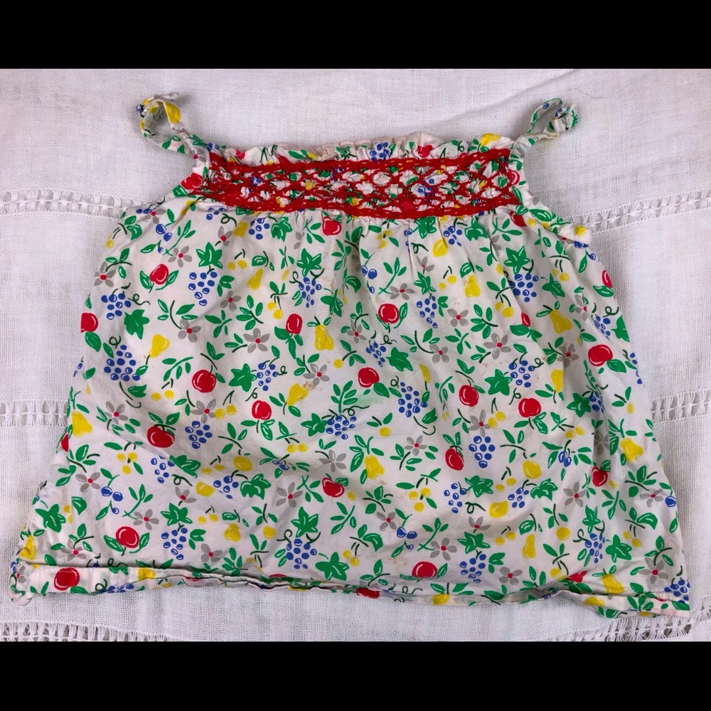 Apple Pattern Tank Top